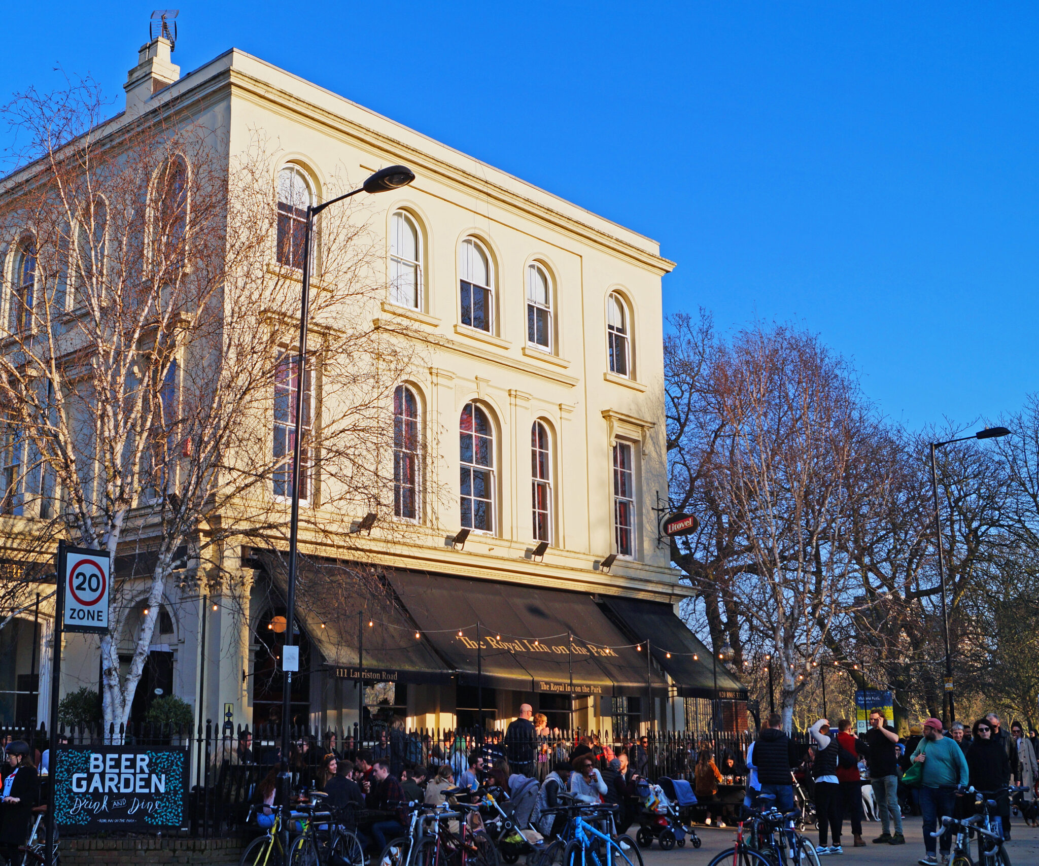 Photo of The Virgin Queen, Hackney